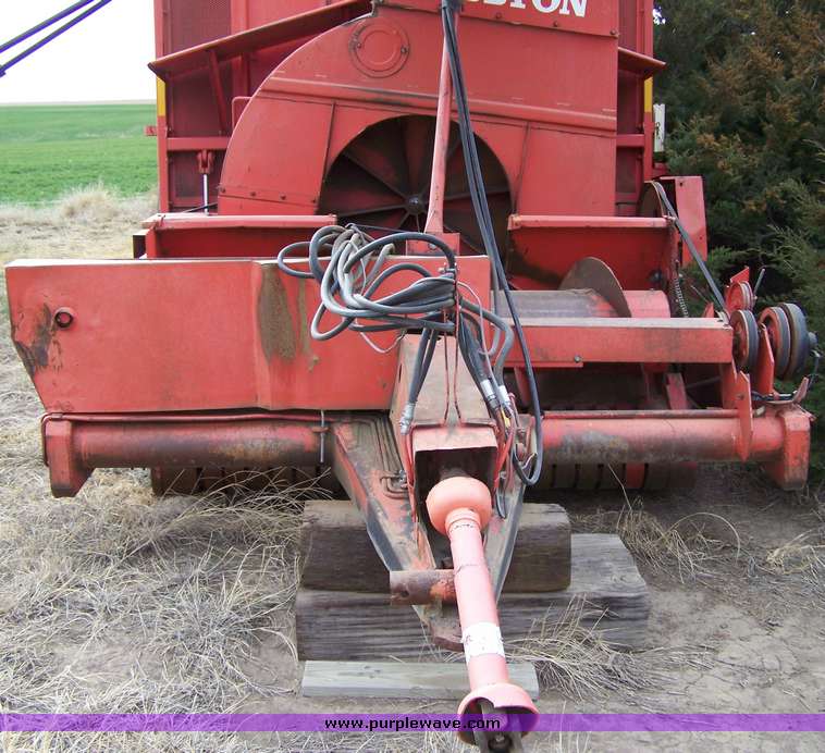 in HOXIE, KS Item 8246 sold Purple Wave