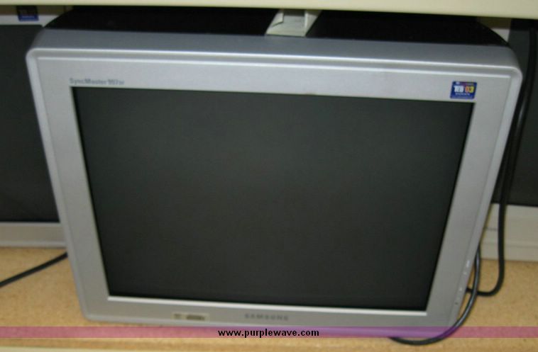 image for item 8219 (15) computer monitors