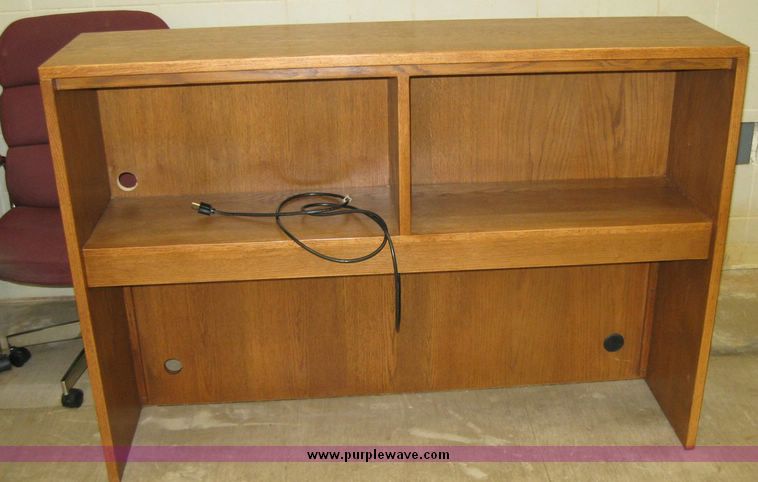 image for item 8222 Assorted office equipment