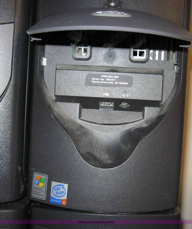 image for item 8225 (12) Dell Optiplex GX 240 computer towers