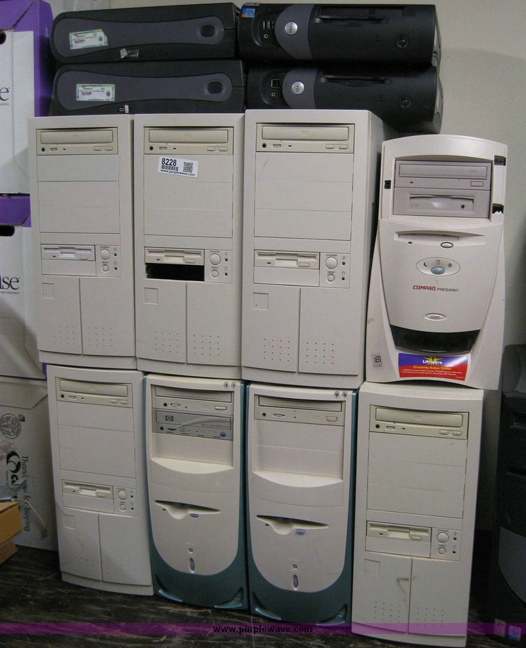 image for item 8228 Assorted computer towers