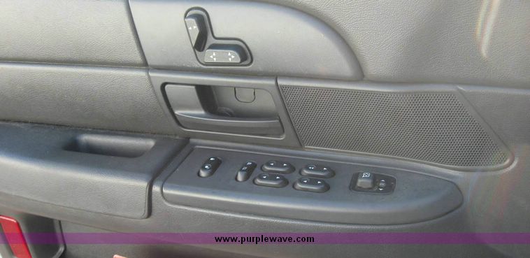 image for item 8150 2004 Ford Crown Victoria Police Interceptor