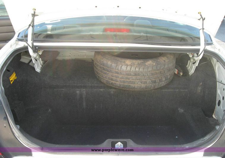 image for item 8150 2004 Ford Crown Victoria Police Interceptor