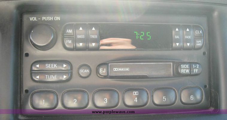 image for item 8151 2006 Ford Crown Victoria Police Interceptor