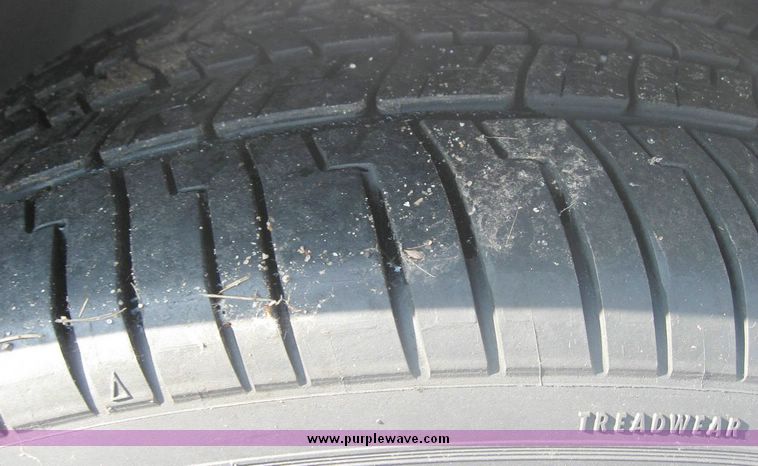 image for item 8151 2006 Ford Crown Victoria Police Interceptor