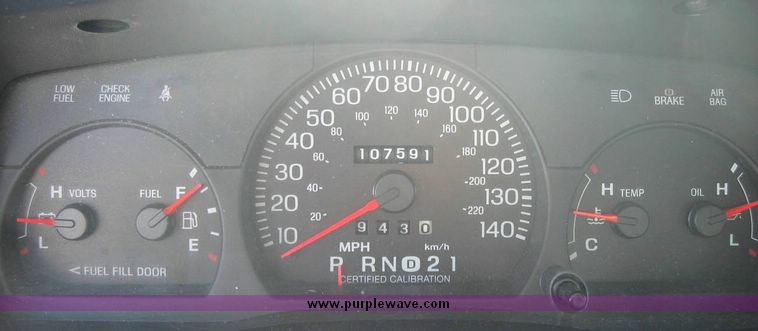 image for item 8153 2004 Ford Crown Victoria Police Interceptor