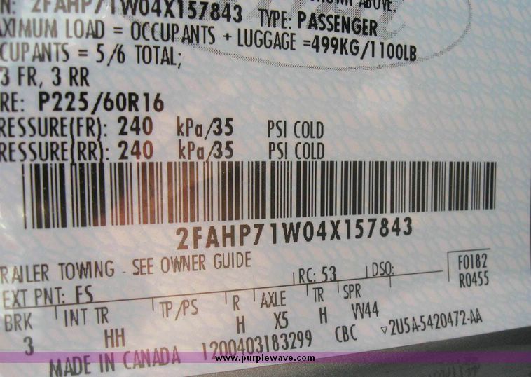 image for item 8153 2004 Ford Crown Victoria Police Interceptor