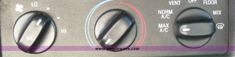 image for item 8154 2004 Ford Crown Victoria Police Interceptor