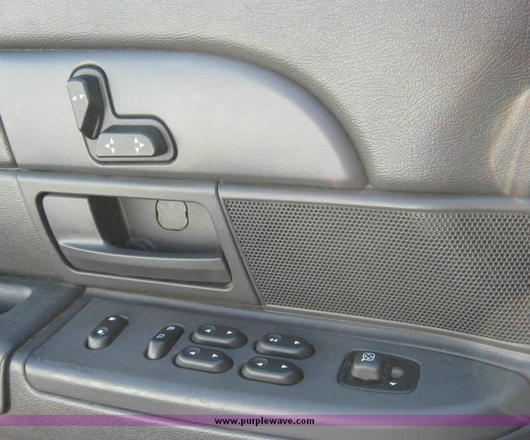 image for item 8154 2004 Ford Crown Victoria Police Interceptor