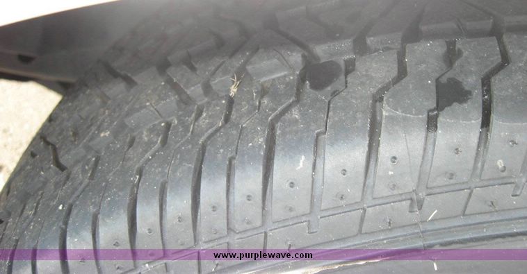 image for item 8154 2004 Ford Crown Victoria Police Interceptor