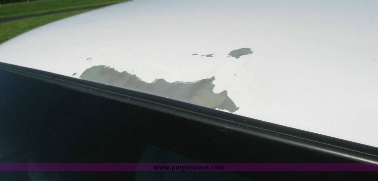 image for item 8154 2004 Ford Crown Victoria Police Interceptor