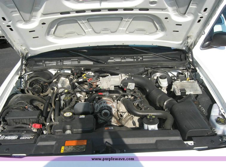 image for item 8155 2006 Ford Crown Victoria Police Interceptor