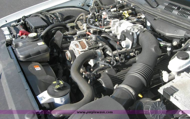 image for item 8155 2006 Ford Crown Victoria Police Interceptor