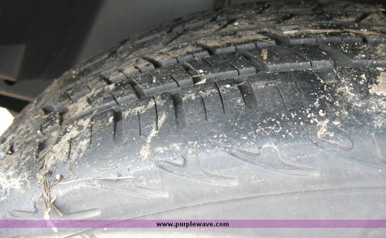 image for item 8156 2005 Ford Crown Victoria Police Interceptor