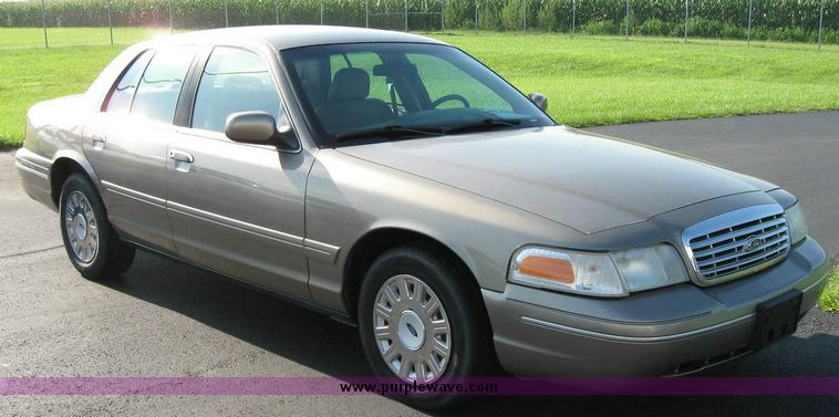 image for item 8157 2003 Ford Crown Victoria Police Interceptor