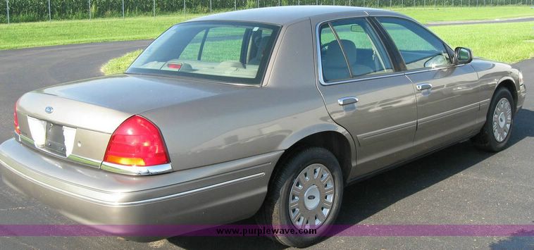 image for item 8157 2003 Ford Crown Victoria Police Interceptor