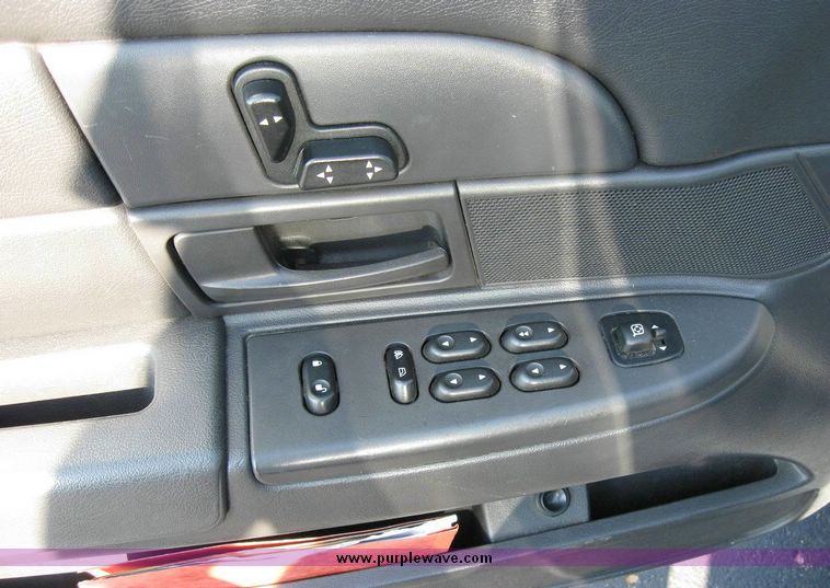 image for item 8158 2005 Ford Crown Victoria Police Interceptor