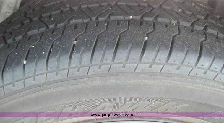 image for item 8158 2005 Ford Crown Victoria Police Interceptor