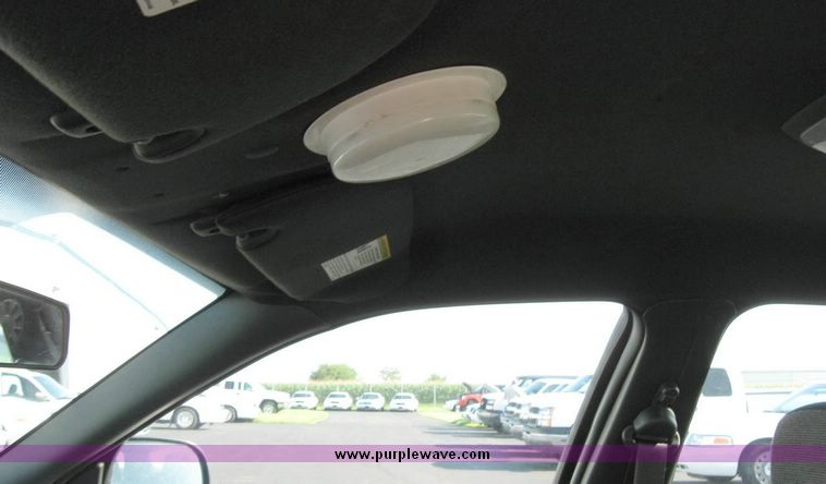 image for item 8158 2005 Ford Crown Victoria Police Interceptor