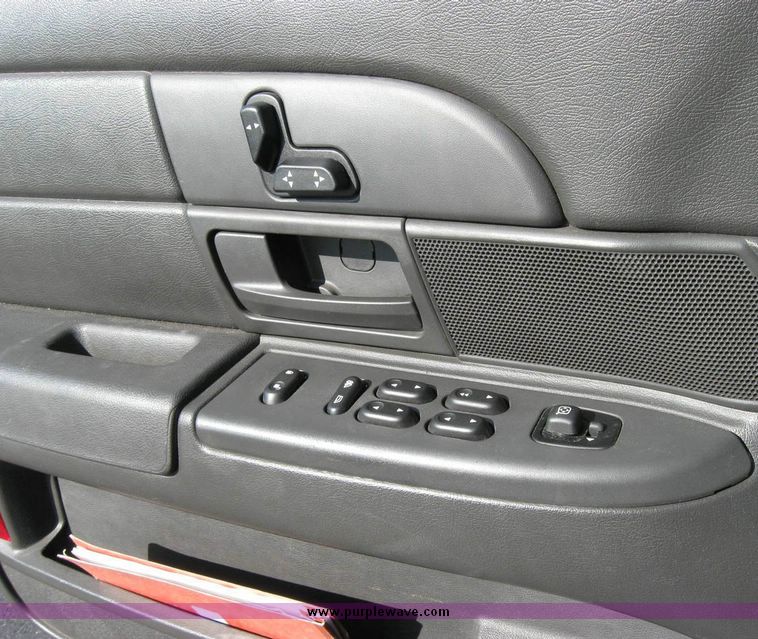 image for item 8159 2005 Ford Crown Victoria Police Interceptor