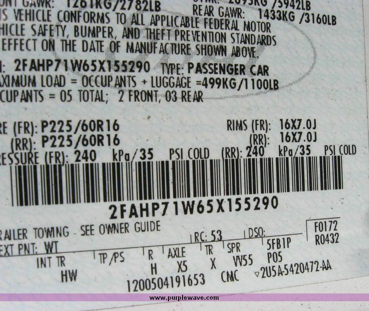 image for item 8159 2005 Ford Crown Victoria Police Interceptor