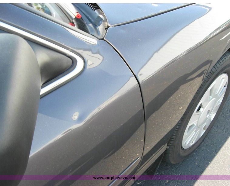 image for item 8160 2007 Ford Crown Victoria Police Interceptor