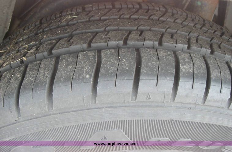 image for item 8161 2004 Ford Crown Victoria Police Interceptor