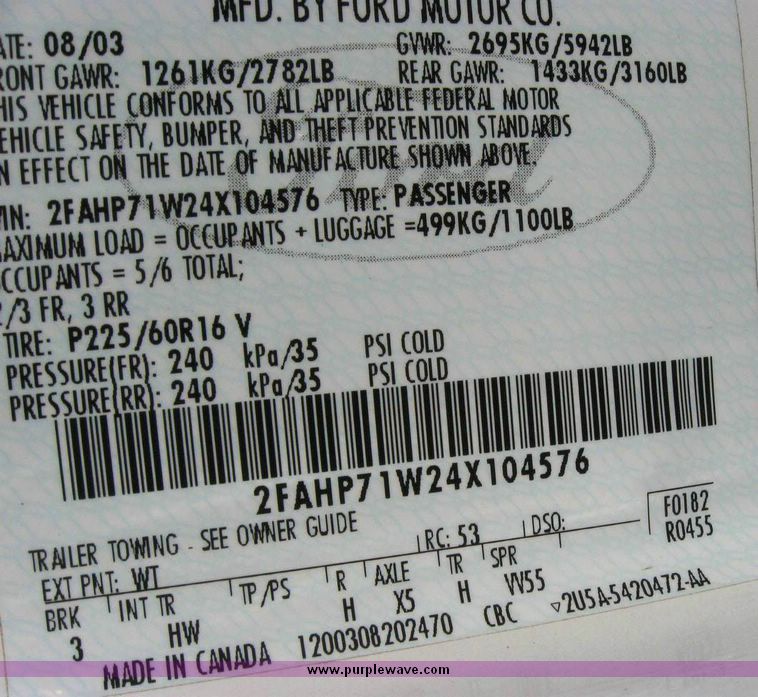 image for item 8161 2004 Ford Crown Victoria Police Interceptor