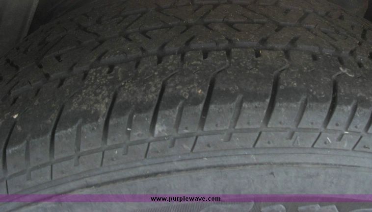 image for item 8162 2005 Ford Crown Victoria Police Interceptor