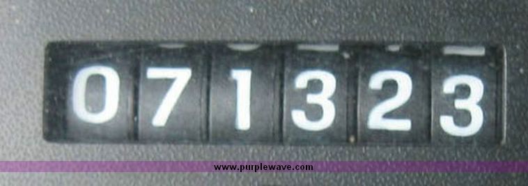 image for item 8162 2005 Ford Crown Victoria Police Interceptor