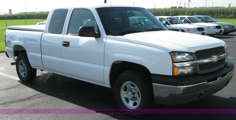 image for item 8163 2004 Chevrolet K1500 Silverado