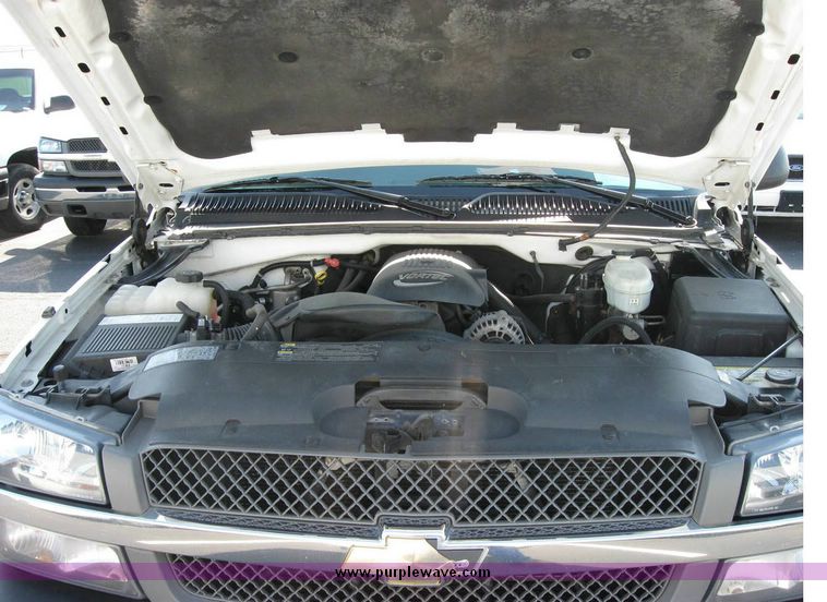 image for item 8163 2004 Chevrolet K1500 Silverado