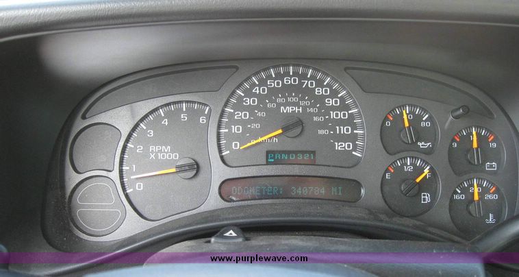 image for item 8164 2003 Chevrolet K1500 Silverado