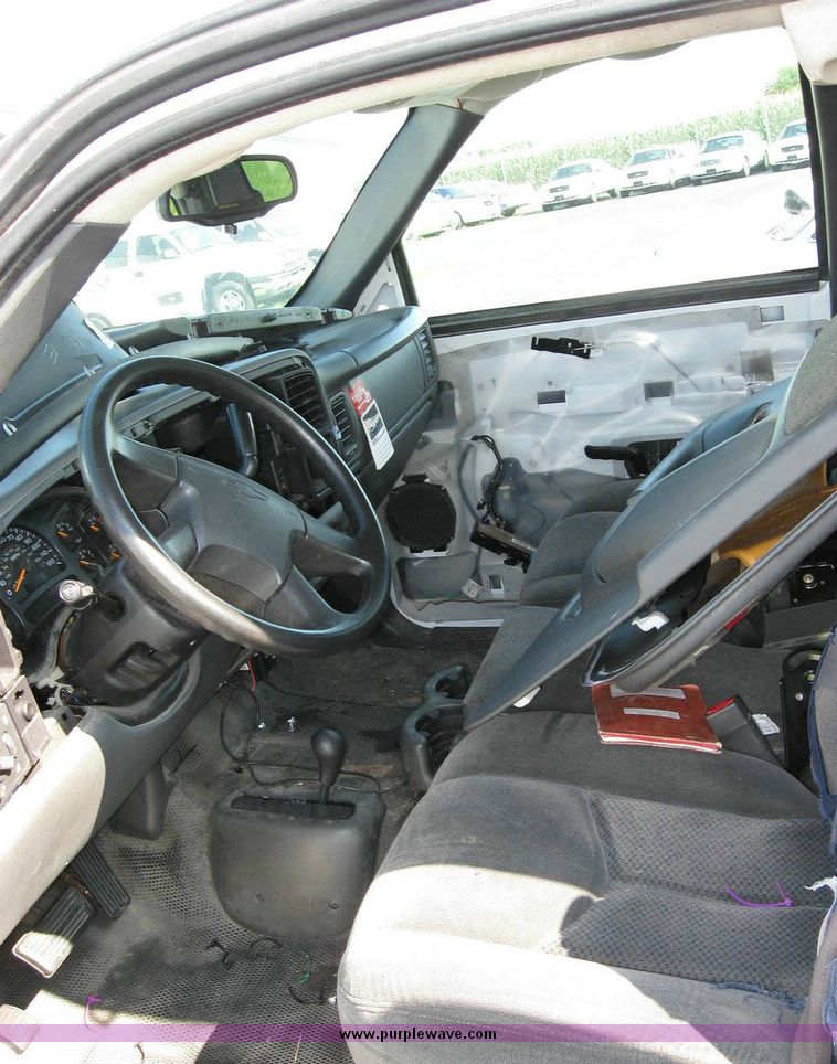 image for item 8166 2005 Chevrolet K1500 Silverado