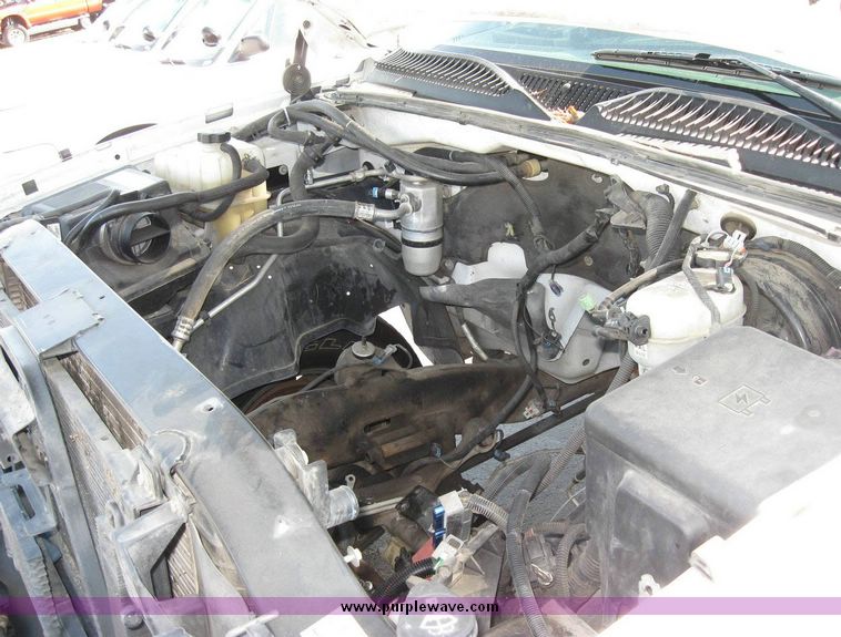 image for item 8166 2005 Chevrolet K1500 Silverado