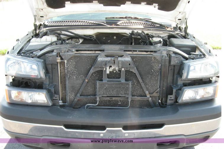 image for item 8166 2005 Chevrolet K1500 Silverado