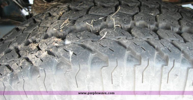 image for item 8167 1997 Dodge Ram Wagon B3500