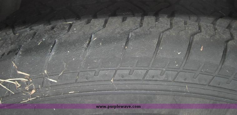 image for item 8168 2004 Ford Crown Victoria Police Interceptor