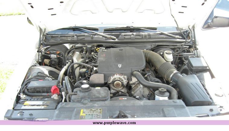 image for item 8168 2004 Ford Crown Victoria Police Interceptor