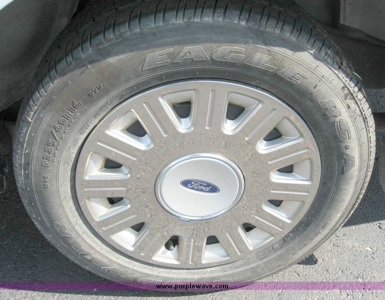 image for item 8169 2003 Ford Crown Victoria Police Interceptor