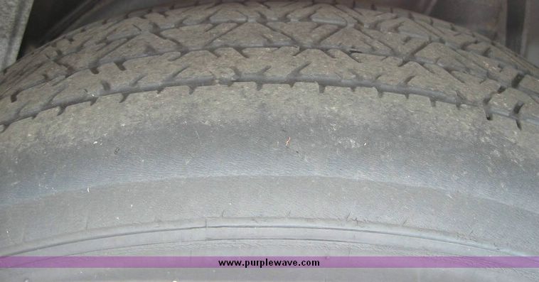 image for item 8170 2005 Ford Crown Victoria Police Interceptor