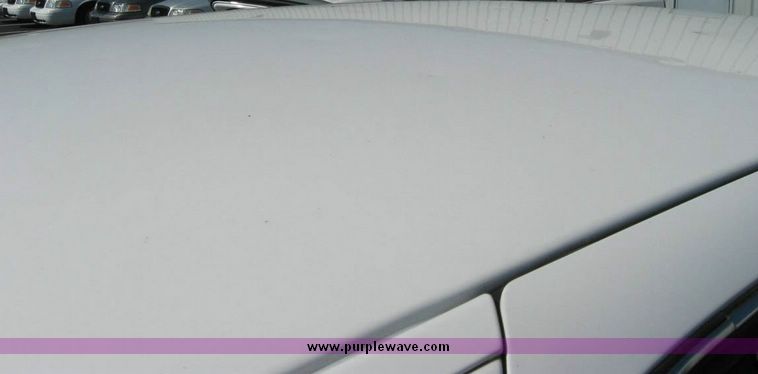 image for item 8170 2005 Ford Crown Victoria Police Interceptor