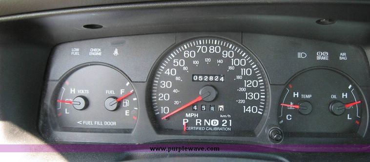 image for item 8171 2005 Ford Crown Victoria Police Interceptor