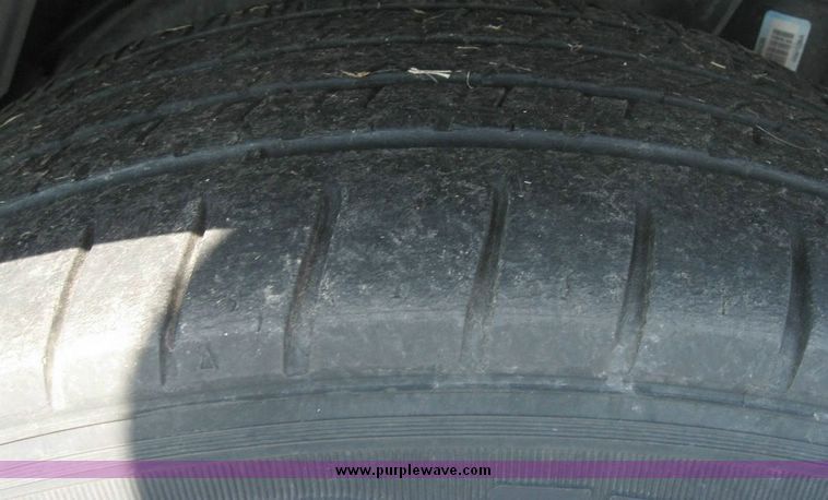 image for item 8173 2005 Ford Crown Victoria Police Interceptor