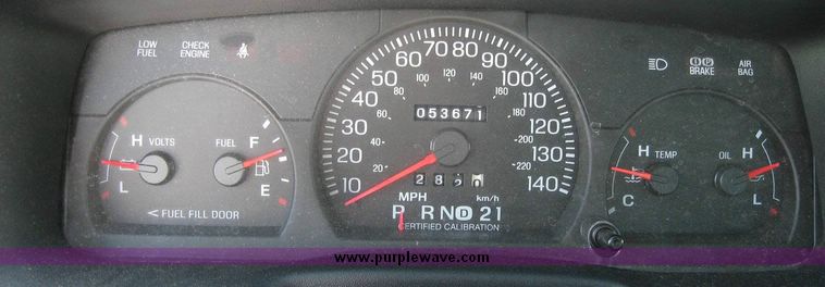 image for item 8176 2005 Ford Crown Victoria Police Interceptor