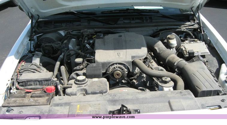 image for item 8176 2005 Ford Crown Victoria Police Interceptor