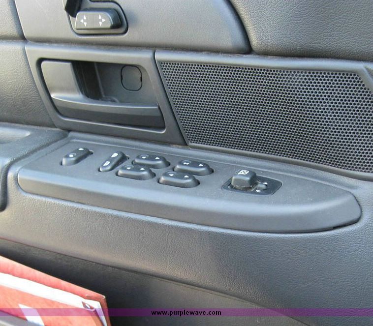 image for item 8179 2003 Ford Crown Victoria Police Interceptor