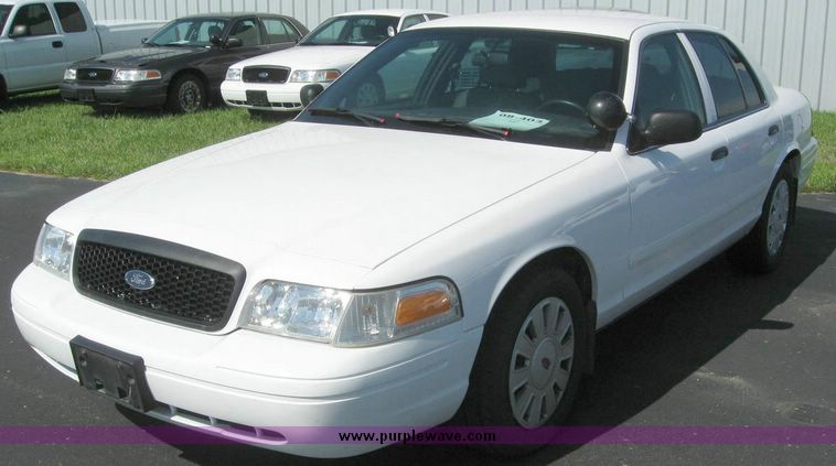 image for item 8180 2008 Ford Crown Victoria Police Interceptor