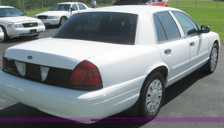 image for item 8180 2008 Ford Crown Victoria Police Interceptor