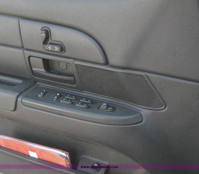 image for item 8180 2008 Ford Crown Victoria Police Interceptor